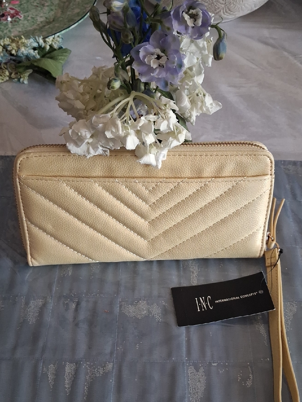 INC International Concepts Quilted Cream Zip-Around Wallet Wristlet